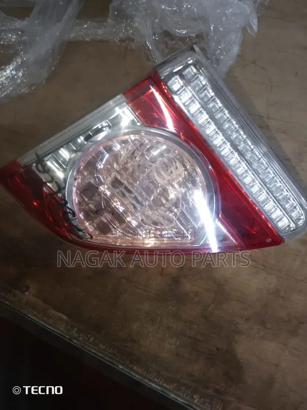 Toyota Corolla ZZE Bootlight - 1
