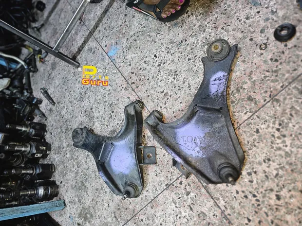 Toyota Cami Arm (Genuine Ex-Japan) - 1