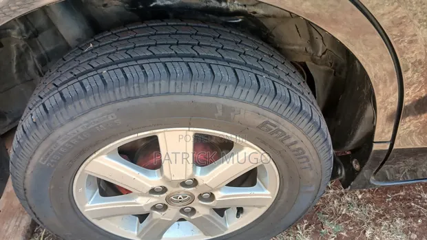 Size 16 Rims with New Tyres - 1