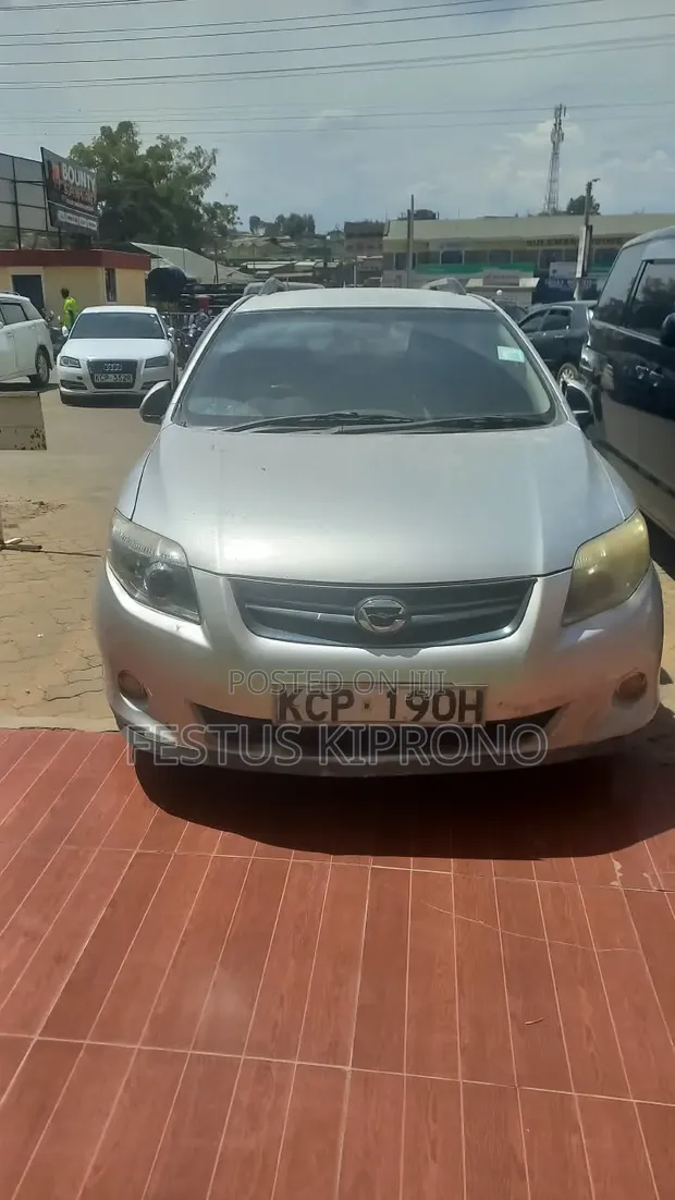 Toyota Corolla Fielder 1.5 Petrol FWD 2010 - 1