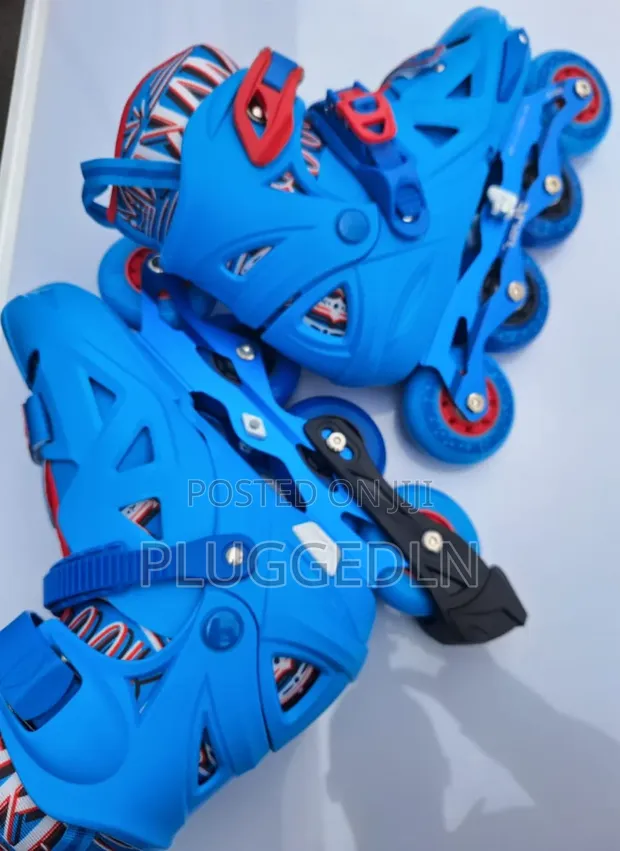 Professional Roller Skates with Rubber Wheels - 1