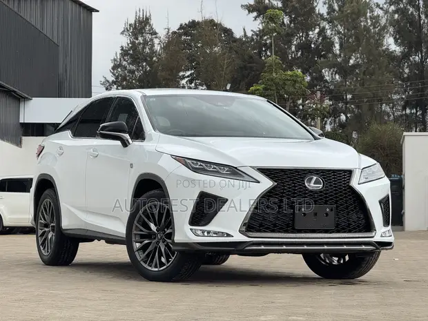 Lexus RX 300 2WD 2019 White - 1