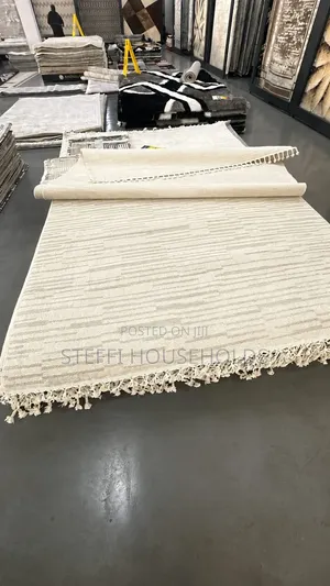 Bohemian Style Carpet with Tassels (8x11 ft)