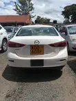 Mazda Axela SV Premium 2014 White - 2