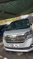 Toyota Vellfire 2016 Silver - 1