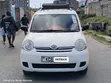 Toyota Sienta 2010 - White - 3