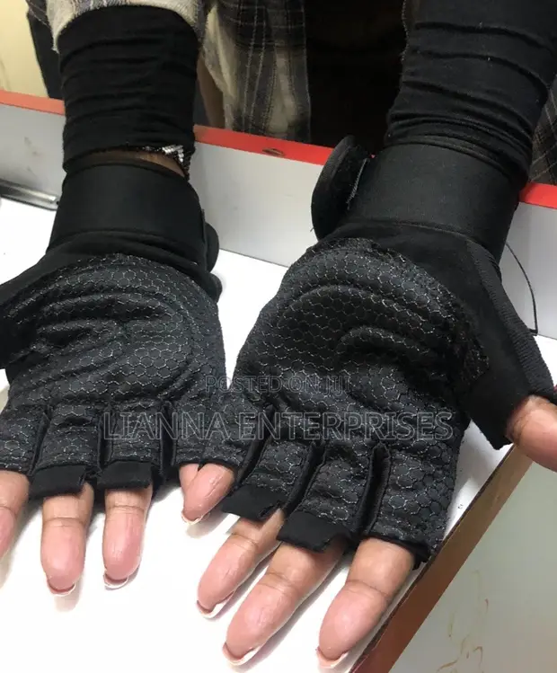 Brand New Gym Grip Gloves - 1