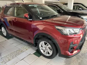 Toyota Raize 1.0 FWD SUV 2020 Maroon
