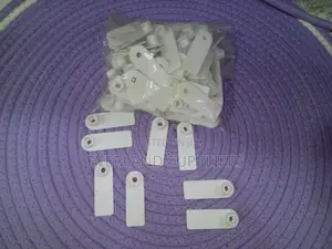 Sun-Resistant Ear Tags