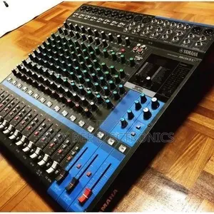Yamaha MG16XU 16-Channel Mixer with USB & FX