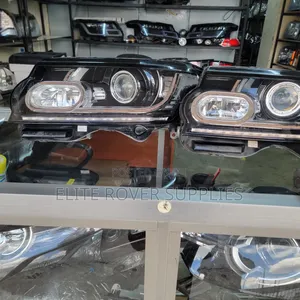 Range Rover Vogue L405 Headlights (Used)