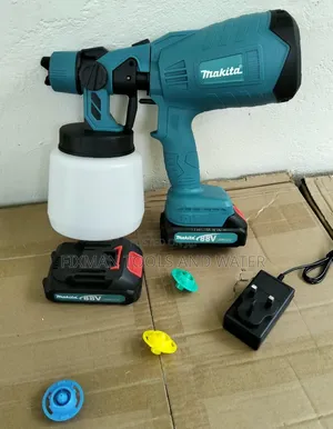 Makita Multipurpose Cordless Spray Gun (88V) - 2 Batteries + 3 Nozzles