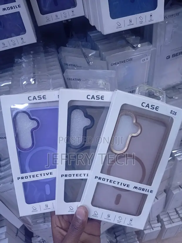 MagSafe-Compatible Magnetic Rings Samsung Galaxy S25 Series Cases - 1