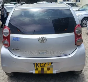 Toyota Passo 2013 Silver