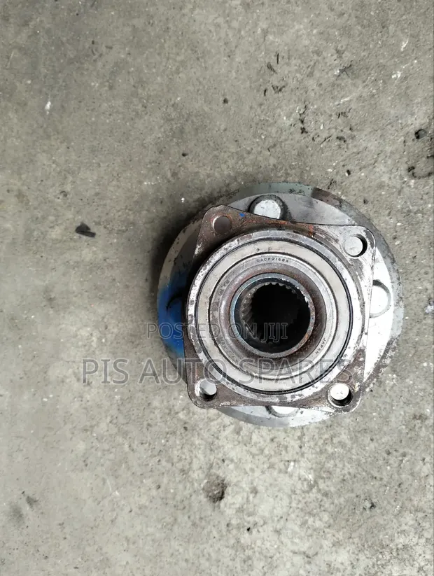 Toyota Fielder Hub 4WD - 1
