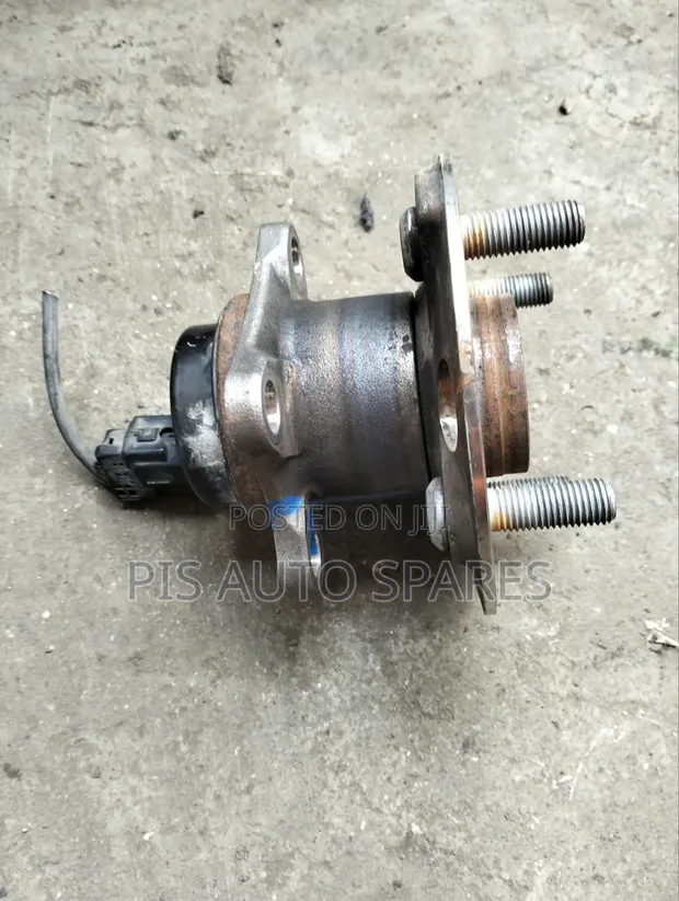 Toyota Sienta Wheel Hub (2WD) - 1