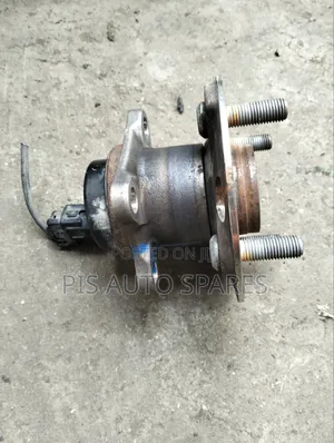 Toyota Sienta Wheel Hub (2WD)
