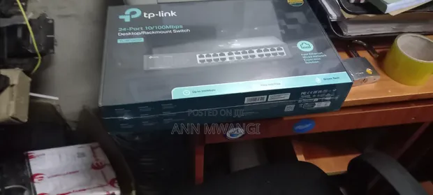 TP-Link 24-Port Network Switch - 1