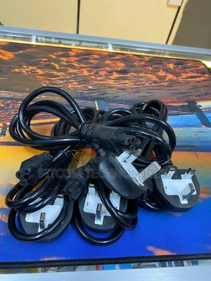 3-Pin Flower Cable Organizer