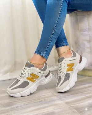 New Balance Unisex Sneakers