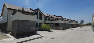 4 Bedroom Mansion for Sale in Kitengela Pampas