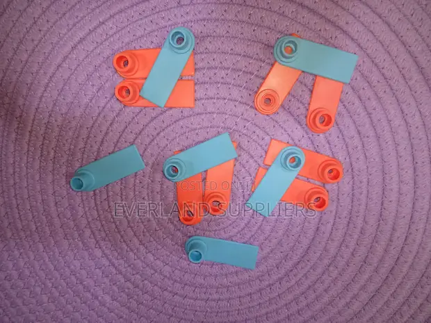 Everyday Livestock Ear Tags - Brand New - 1