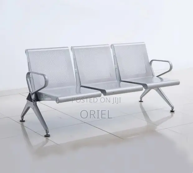 Steel 3-Link Waiting Bench - 1