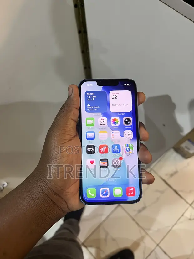 Apple iPhone 13 128GB Blue - 1
