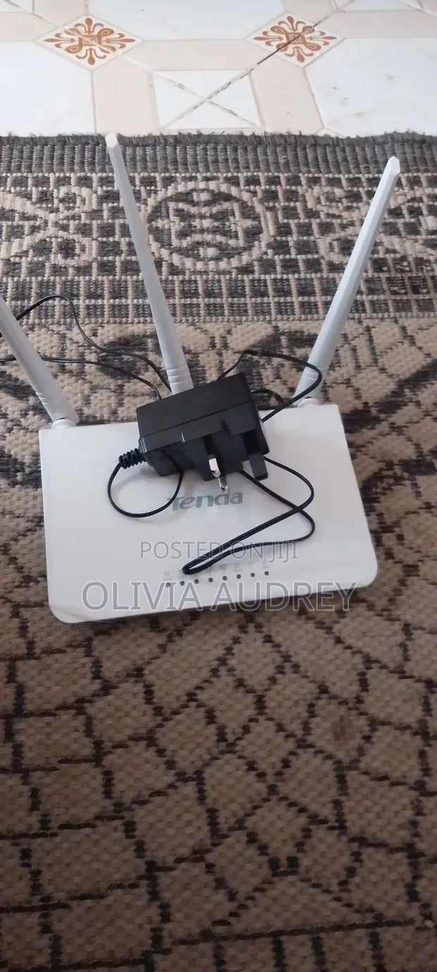 Brand New Tenda F3 Router - 1