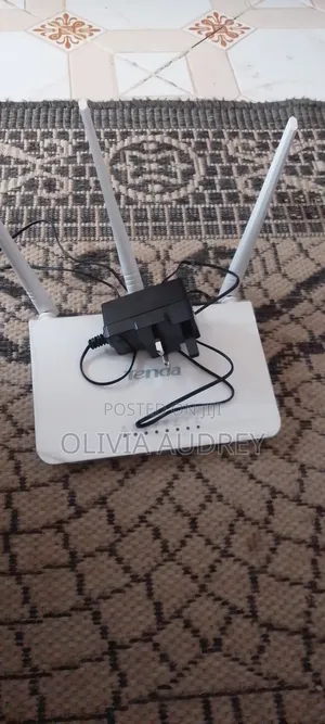 Brand New Tenda F3 Router