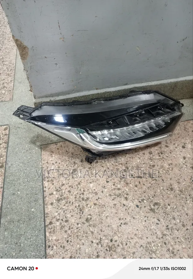 Honda Vezel Headlights 2018-2020 - 1