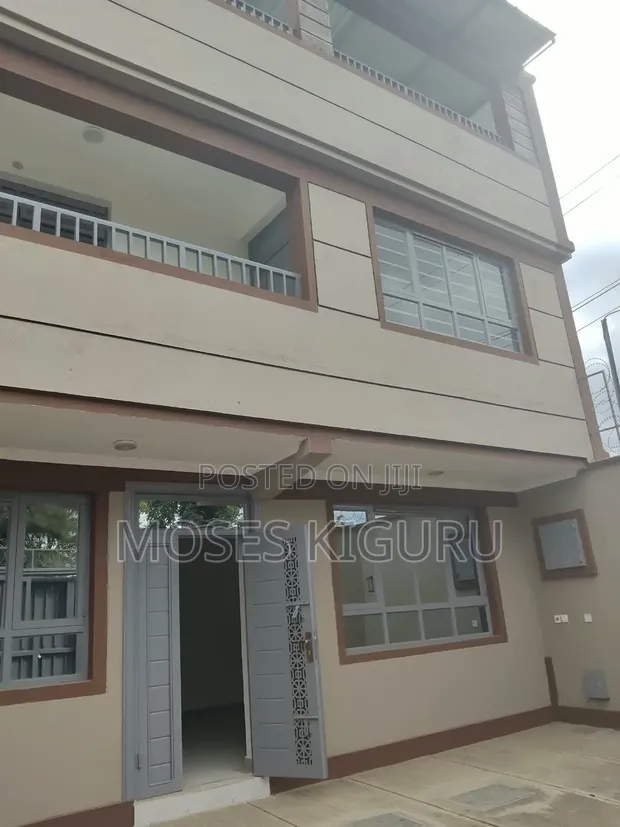 3 Bedroom Townhouse for Rent in Kamakis - 1