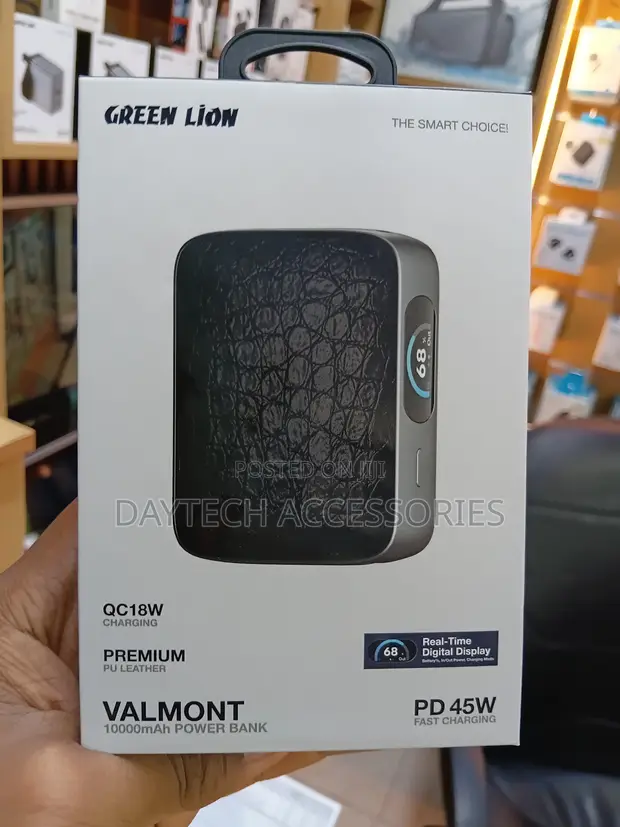 Green Lion Valmont 10000mAh Power Bank - Black - 1