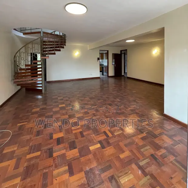 4-Bedroom Duplex Penthouse with DSQ for Rent - Riverside - 1