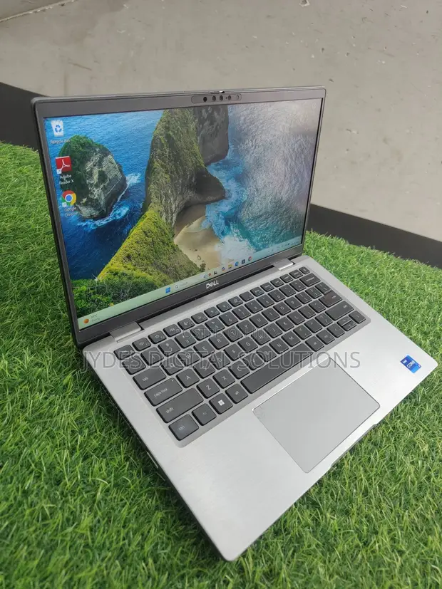 Dell Latitude 7430 Laptop - i7, 32GB RAM, 256GB SSD - 1