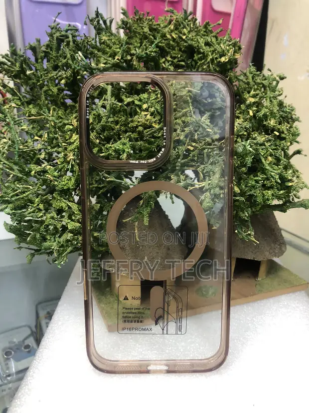 Transparent MagSafe Case for iPhone 16 Pro Max - Gradient Brown - 1
