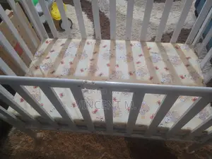 Cool Baby Aluminum Crib with Mattress and Mosquito Net