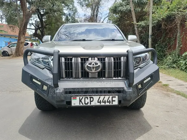 Toyota Land Cruiser Prado 3.0 TD 2011 Brown - 1
