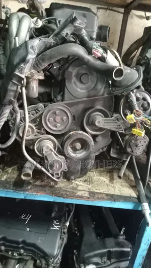 Mitsubishi Pajero 4A30 Turbo & Non-Turbo Engine