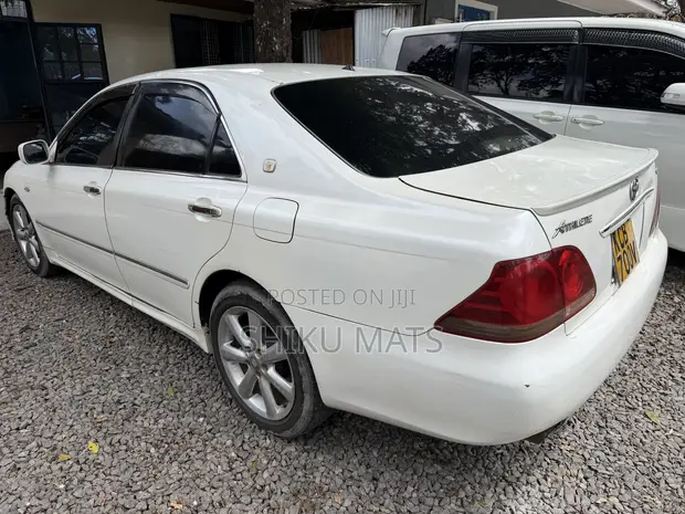 Toyota Crown 2008 White - 1