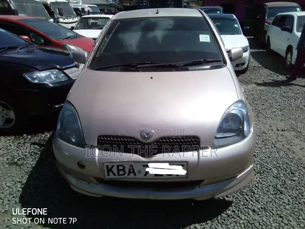 Toyota Vitz 2005 Gold - 1