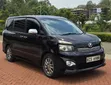 Toyota Voxy 2011 - 3