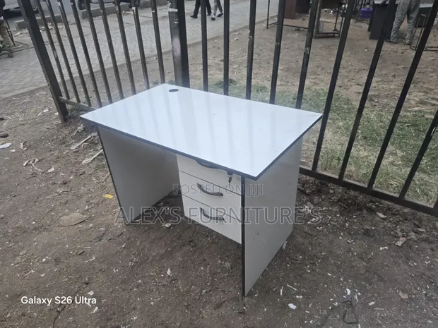 Luxury Modern Office Desk - 1