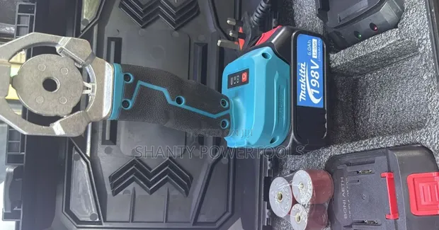 Brand New Makita Cordless PPR Machine - 1