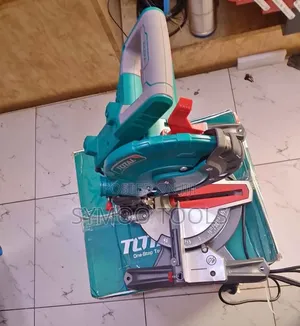 Total 1400W Mitre Saw