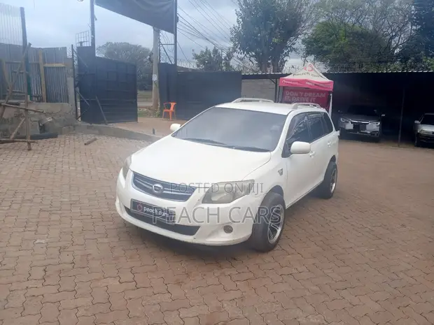 Toyota Corolla Fielder 2010 - 1