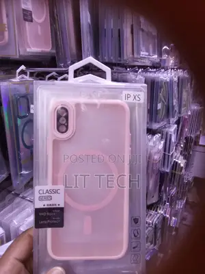 iPhone XS MagSafe Compatible Translucent Case - Pink