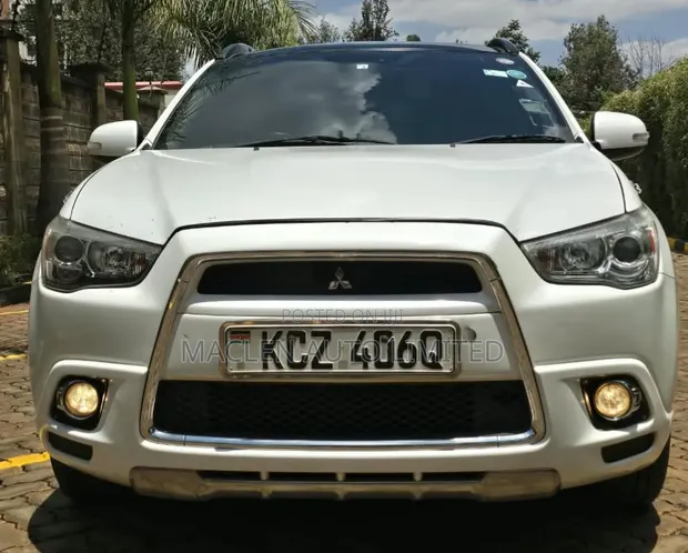 Mitsubishi RVR 2013 White - 1