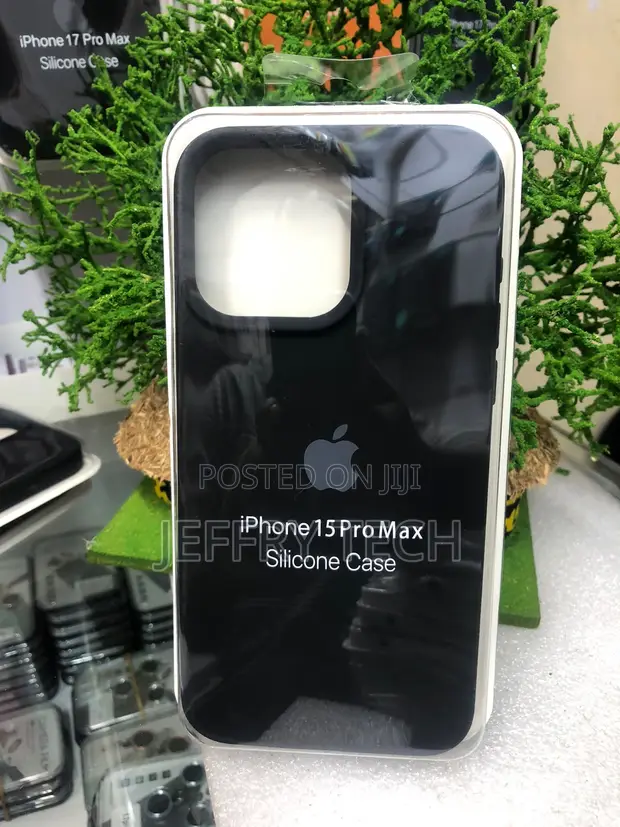 Third-Party Silicone Case for iPhone 16 Pro Max (Black) - 1