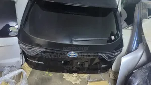 Toyota Harrier 2015 Automatic Boot